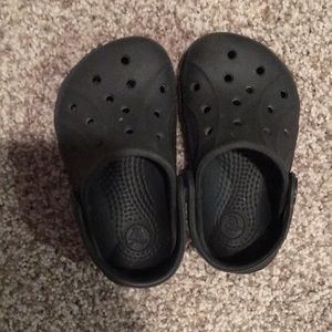 Toddler crocs